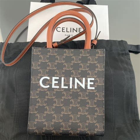 celine ミニバーティカルカバ